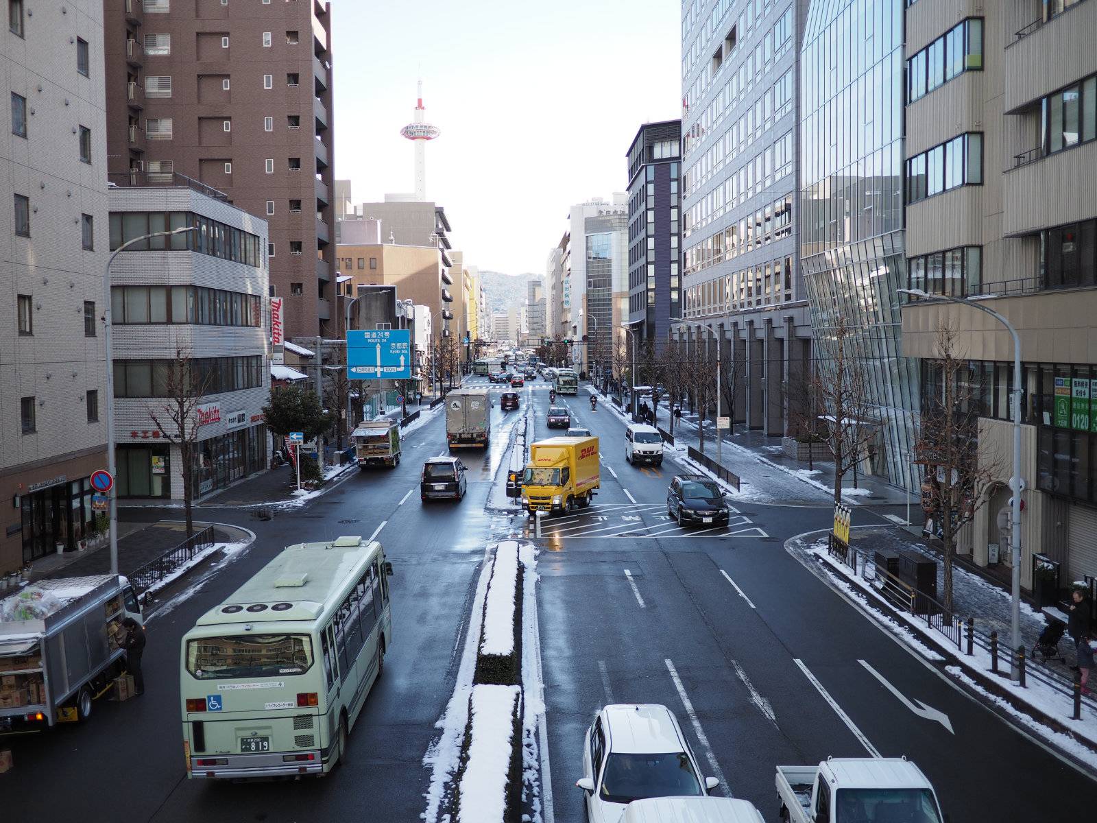 Kyoto street intersection