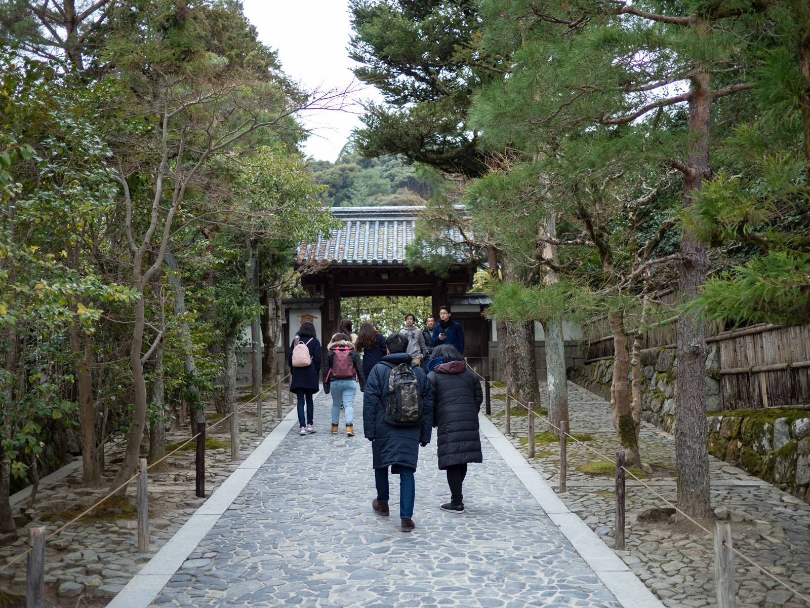Walking through Higashiyama Jisho-ji entrance