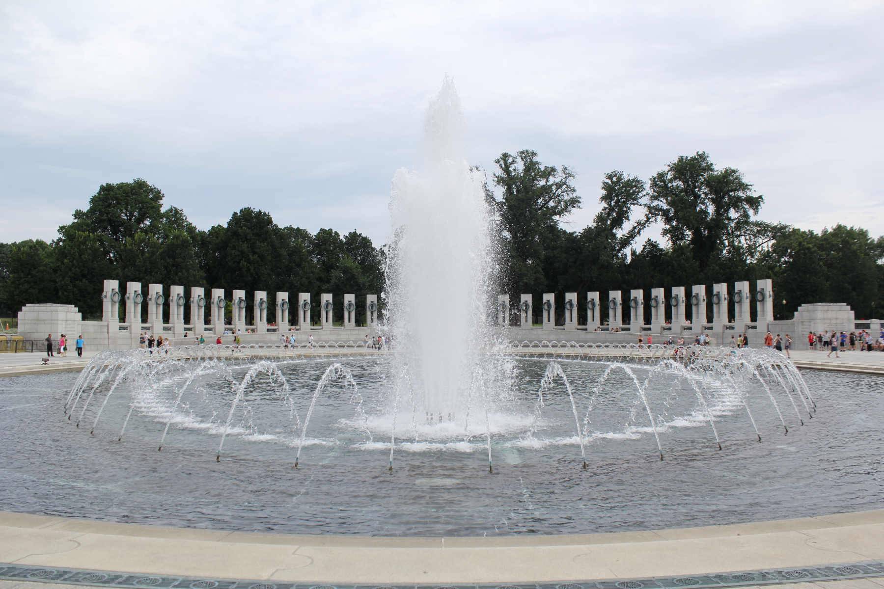 Fountain in the World War II monument
