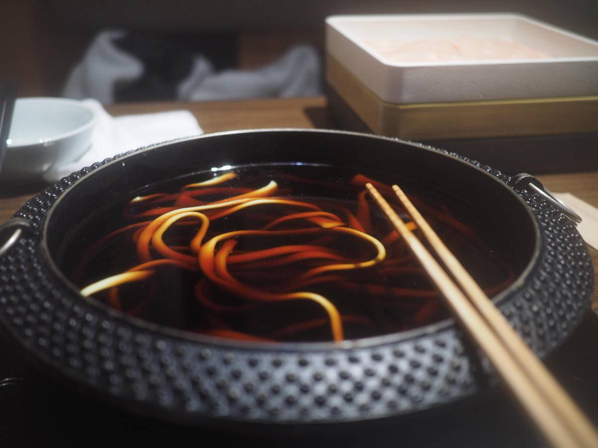Sukiyaki pot