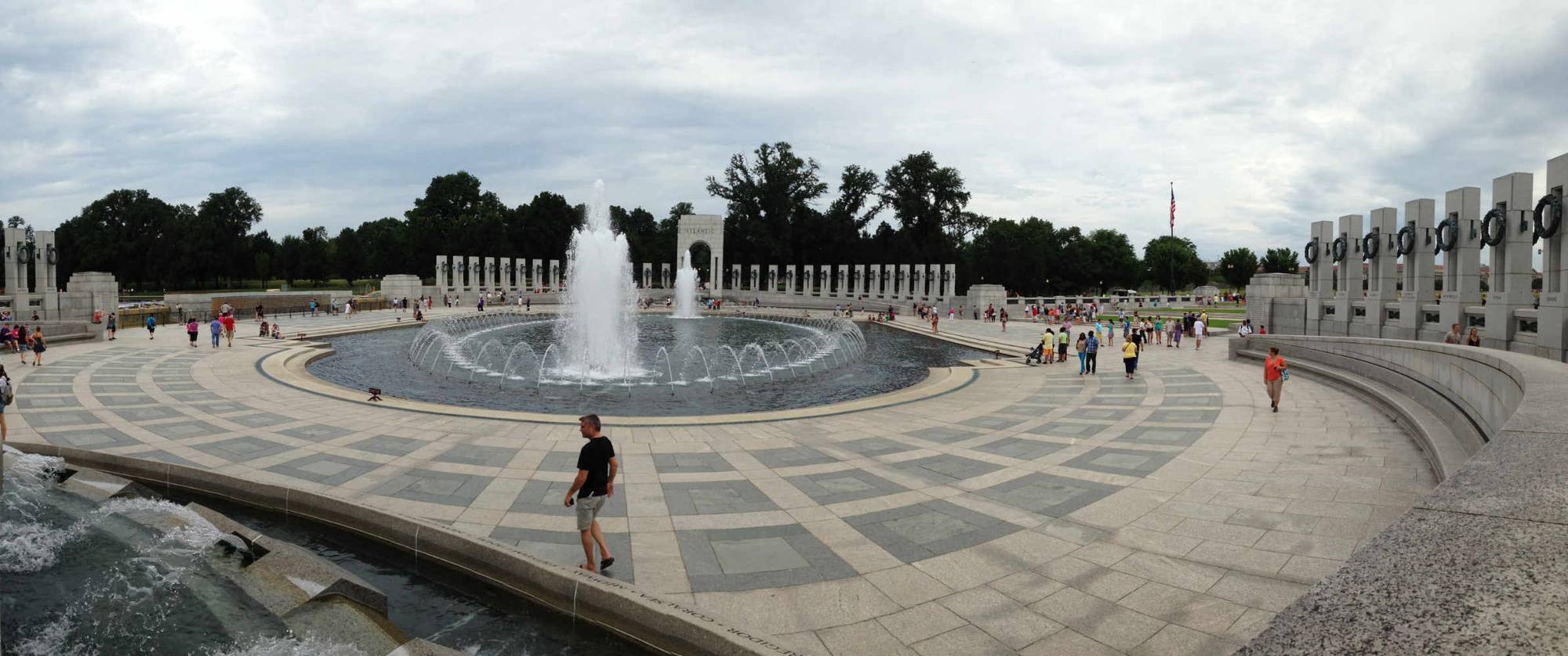 Panorama of the World War II memorial
